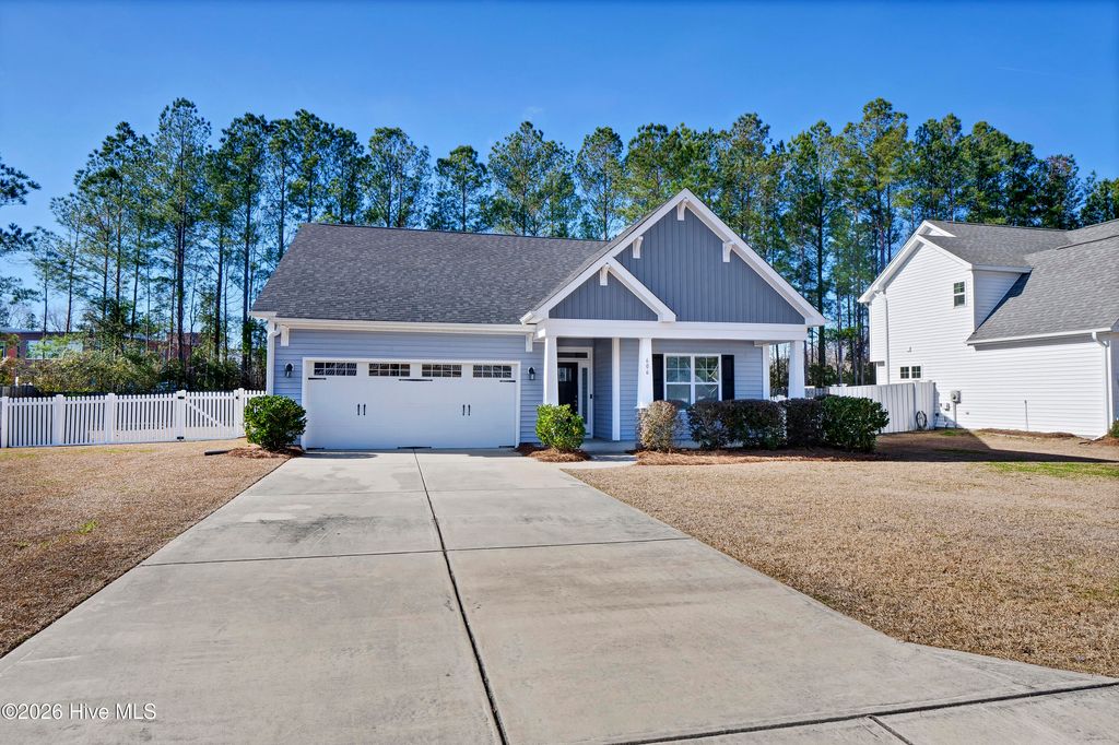 Photo of 606 Jasmine Way, Burgaw, NC 28425 (MLS # 100547927)