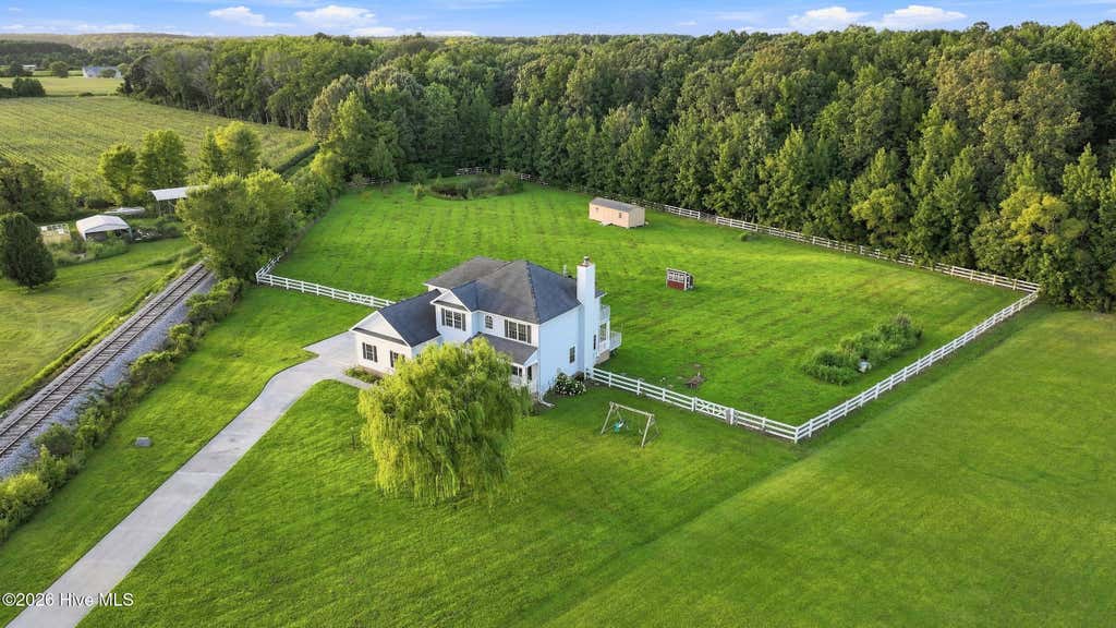 Photo of 124 Bullyard Station Court, Moyock, NC 27958 (MLS # 100594471)