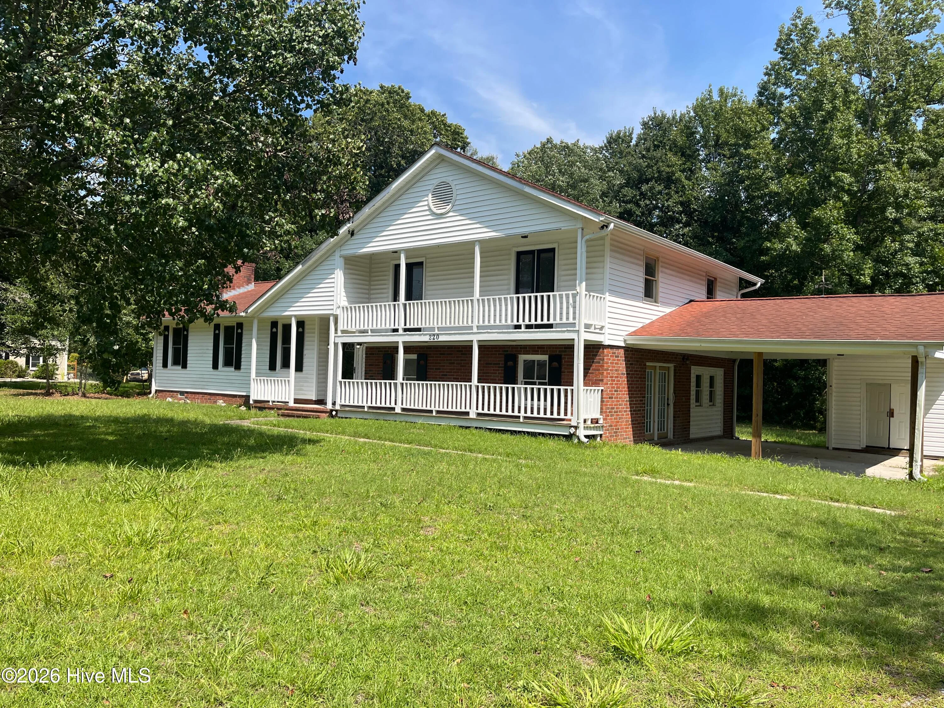 220 Edgewood Drive