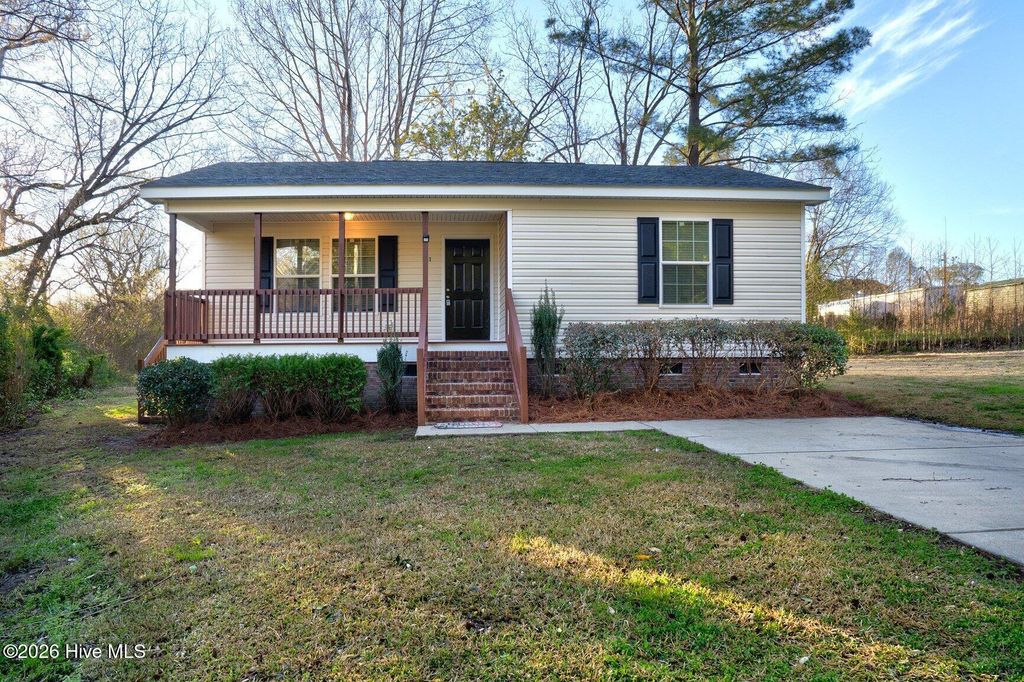 Photo of 311 W Franklin Street, Spring Hope, NC 27882 (MLS # 100561339)