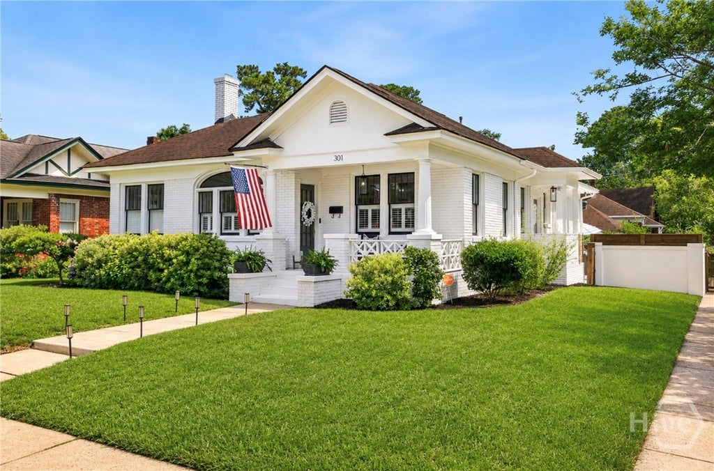 Photo of 301 E 51st Street, Savannah, GA 31405 (MLS # SA357861)