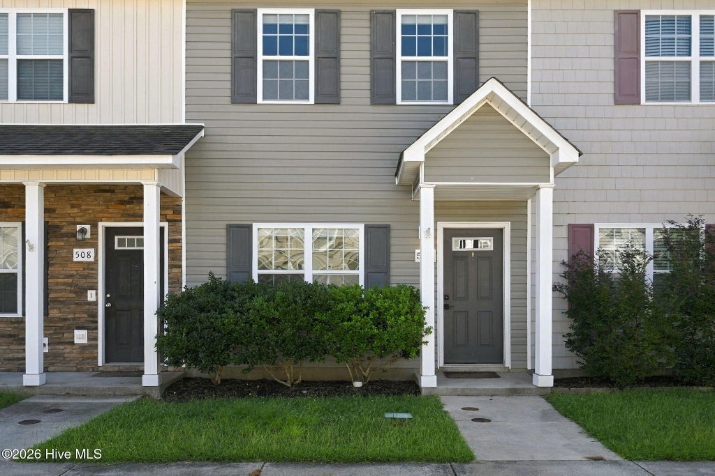 Photo of 506 Oyster Rock Lane, Sneads Ferry, NC 28460 (MLS # 100604495)