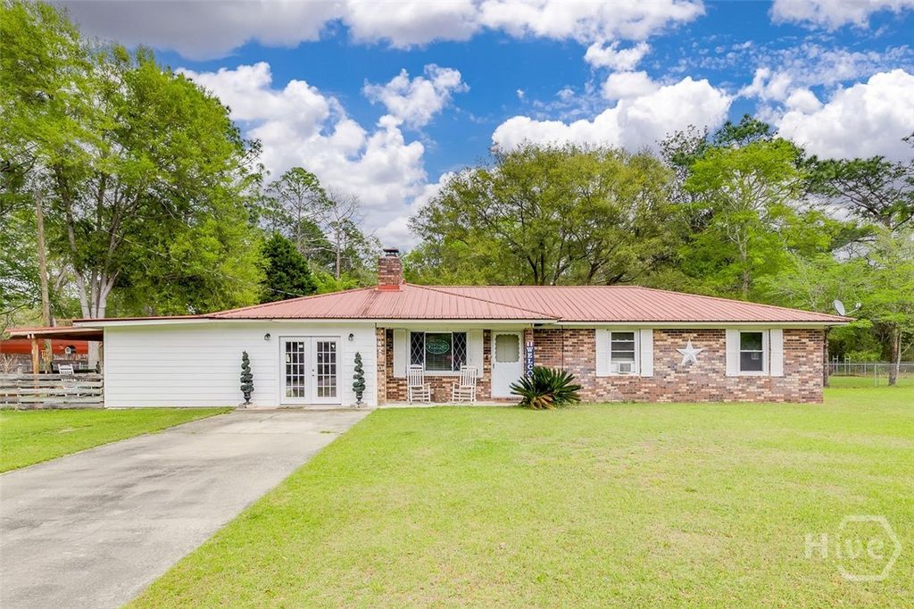 Photo of 423 Pioneer Road, Hinesville, GA 31313 (MLS # SA352541)