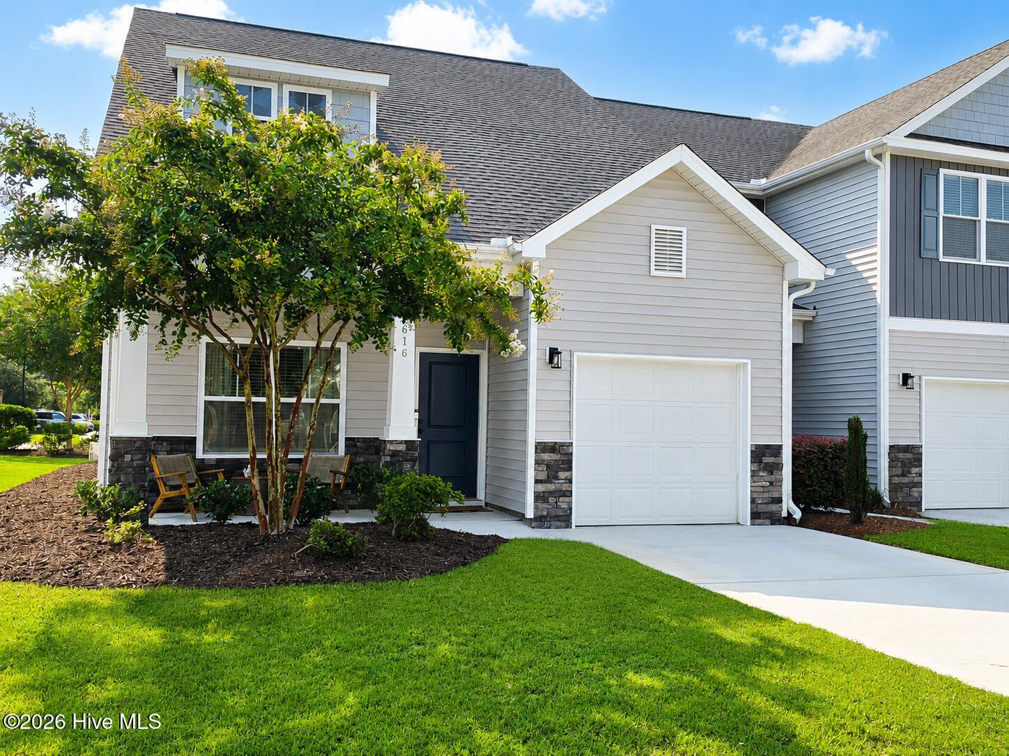 1616 Bratton Court