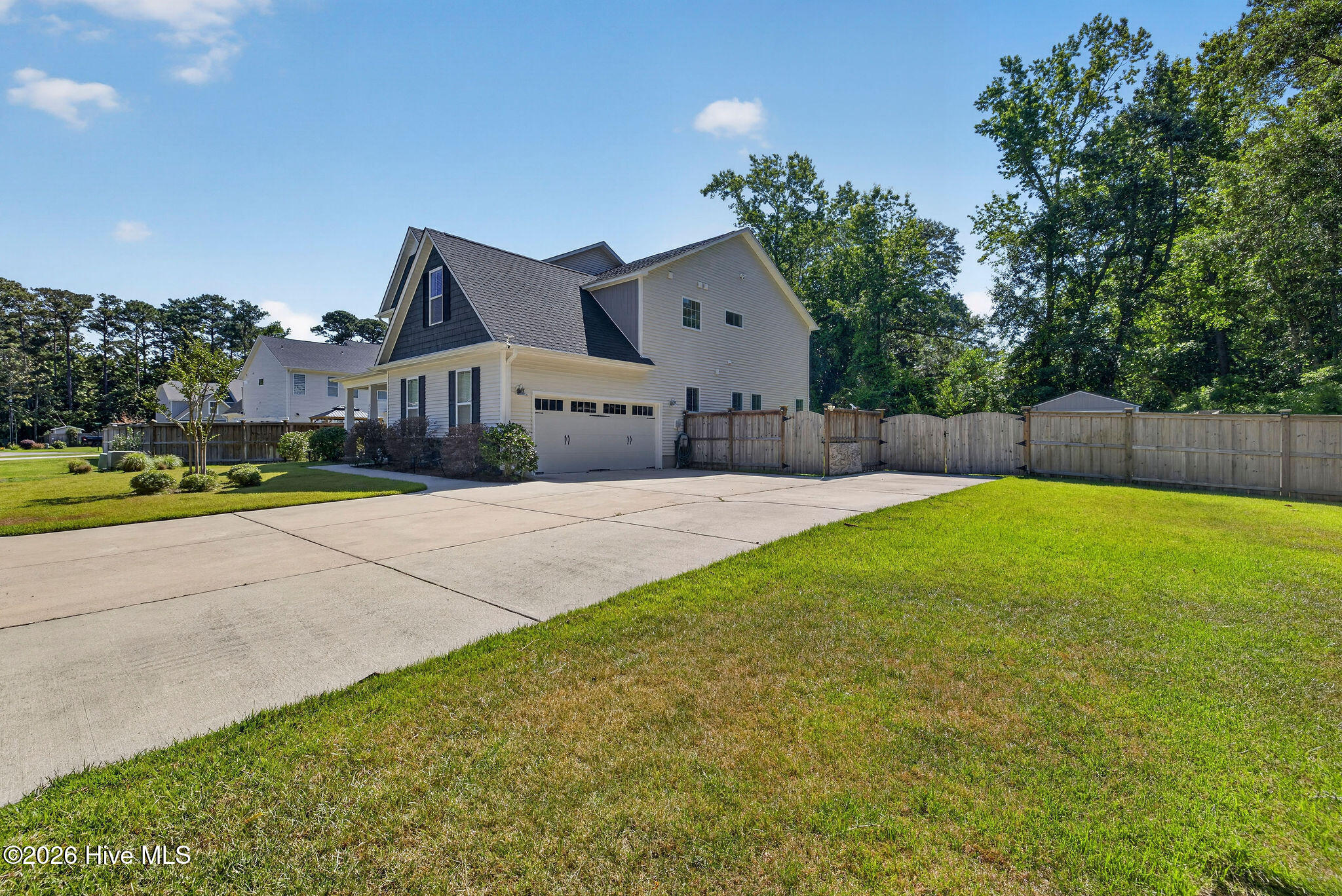 5425 Sharp Acorn Court