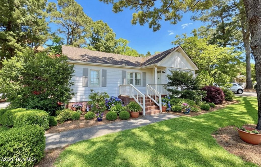 Photo of 7886 Nc 222, Fountain, NC 27829 (MLS # 100566417)