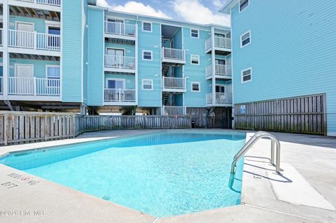 Tiny photo for 1423 S Lake Park Boulevard #Unit 3b, Carolina Beach, NC 28428 (MLS # 100565852)