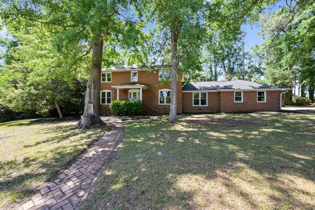 Photo of 120 Kalmia Circle, Aiken, SC 29801 (MLS # 555537)