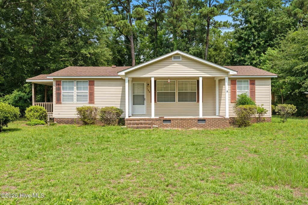 Photo of 109 Lake Drive, Leland, NC 28451 (MLS # 100592206)