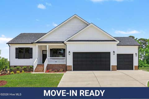 Homes For Sale - 144 Tee Drive<br/> Selma, NC 27576