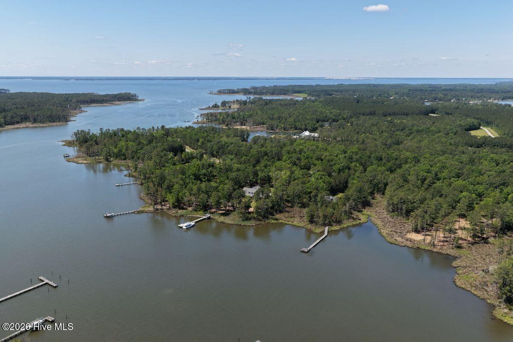 Photo of 27 Sunset Point, Belhaven, NC 27810 (MLS # 100572451)