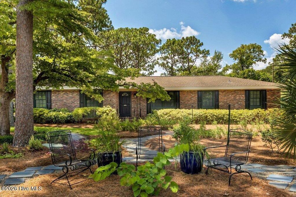 Photo of 521 Baytree Road, Wilmington, NC 28409 (MLS # 100588460)