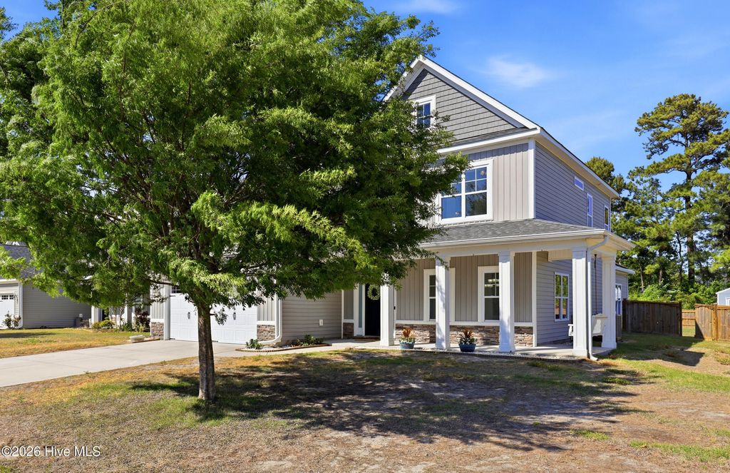 Photo of 90 W Bailey Lane, Hampstead, NC 28443 (MLS # 100569352)