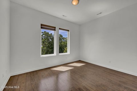 Tiny photo for 314 Davis Street #Unit 301, Wilmington, NC 28401 (MLS # 100561607)