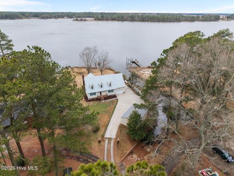 Homes For Sale - 91 Topping Lane<br/> Belhaven, NC 27810