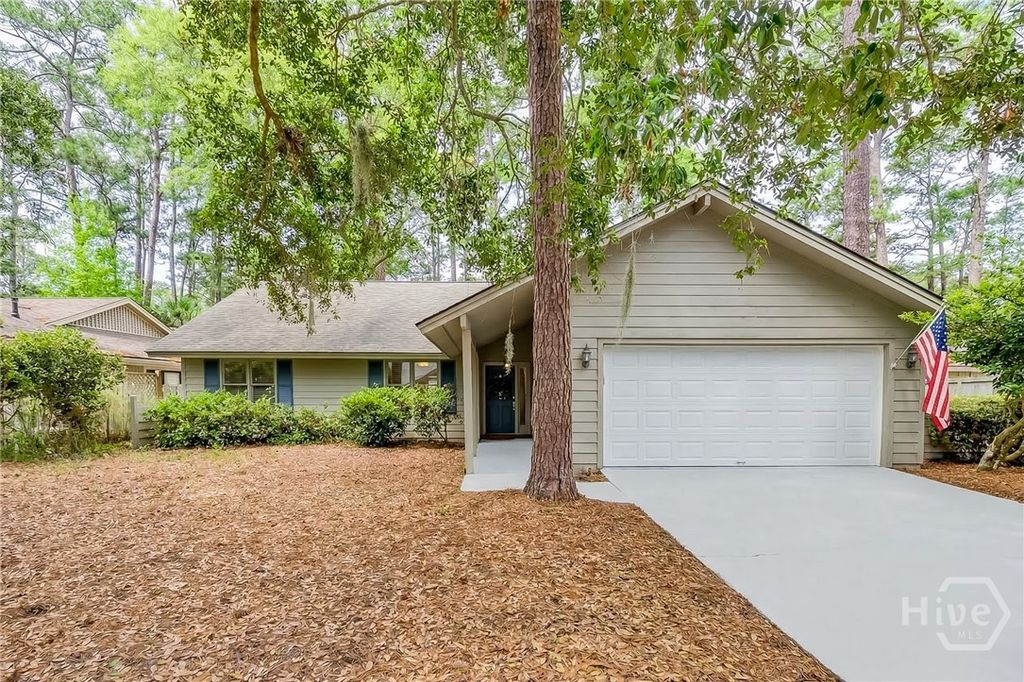 Photo of 60 Village Green Circle, Savannah, GA 31411 (MLS # SA351614)