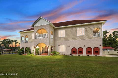 Photo for 84 Beach Road S
