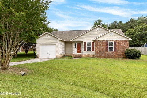 Photo of 510 Greenfield Place, Sneads Ferry, NC 28460 (MLS # 100597455)