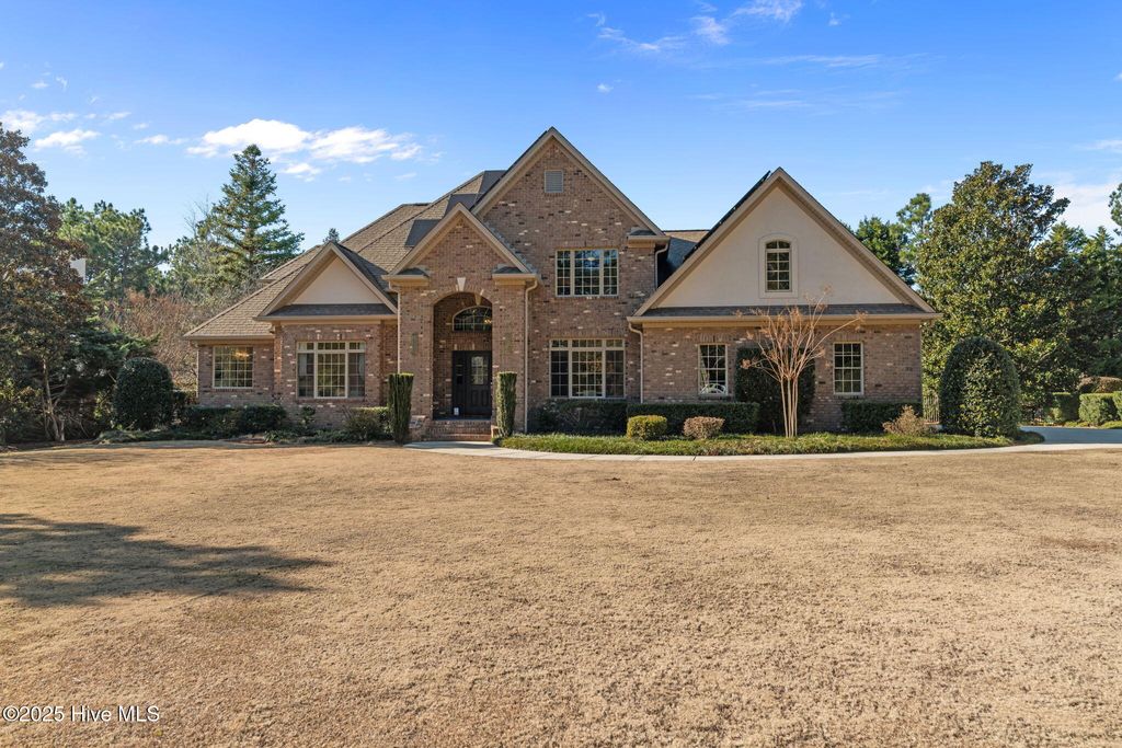 Photo of 35 Glen Meadow Court, Pinehurst, NC 28374 (MLS # 100546522)