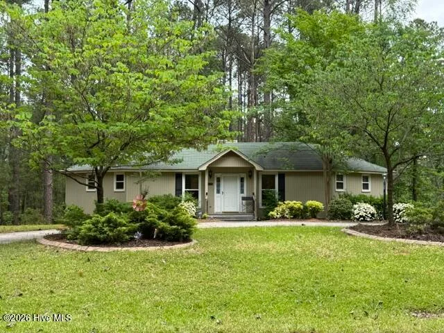 128 Royal Pine Lane