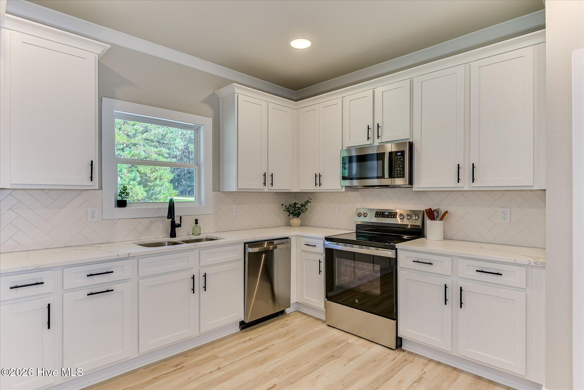 1198 Sunset Cove