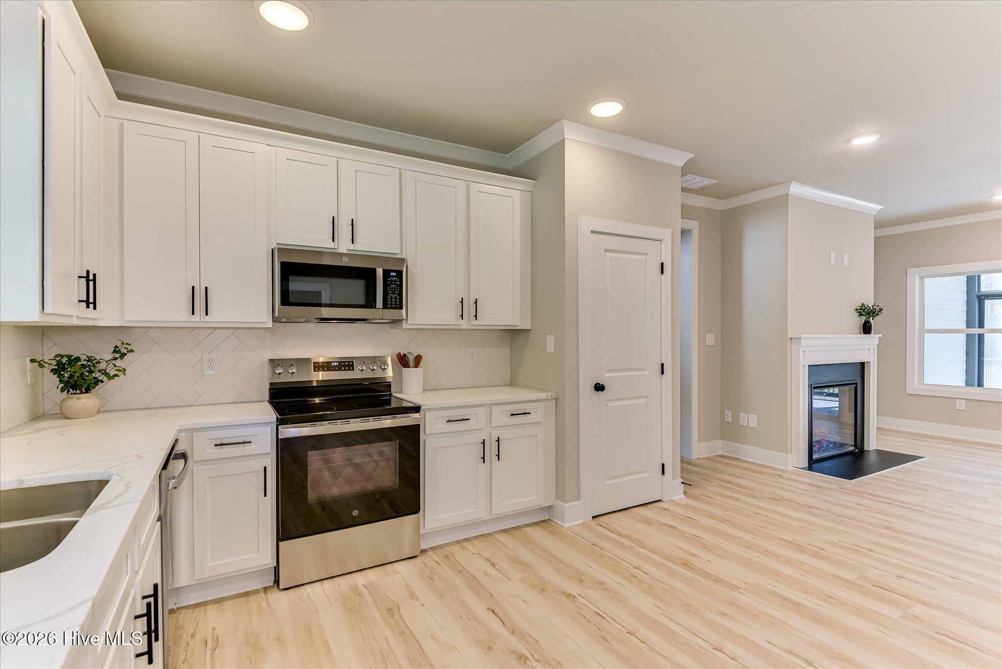 1198 Sunset Cove