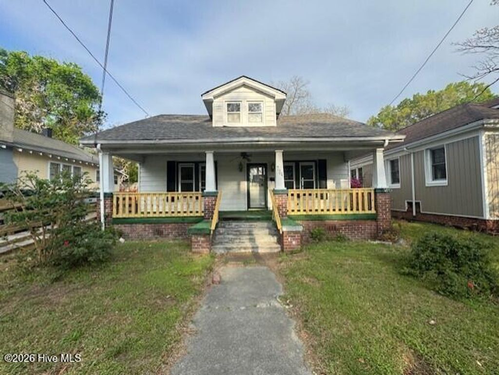 Photo of 704 S Franklin Street, Rocky Mount, NC 27803 (MLS # 100569766)