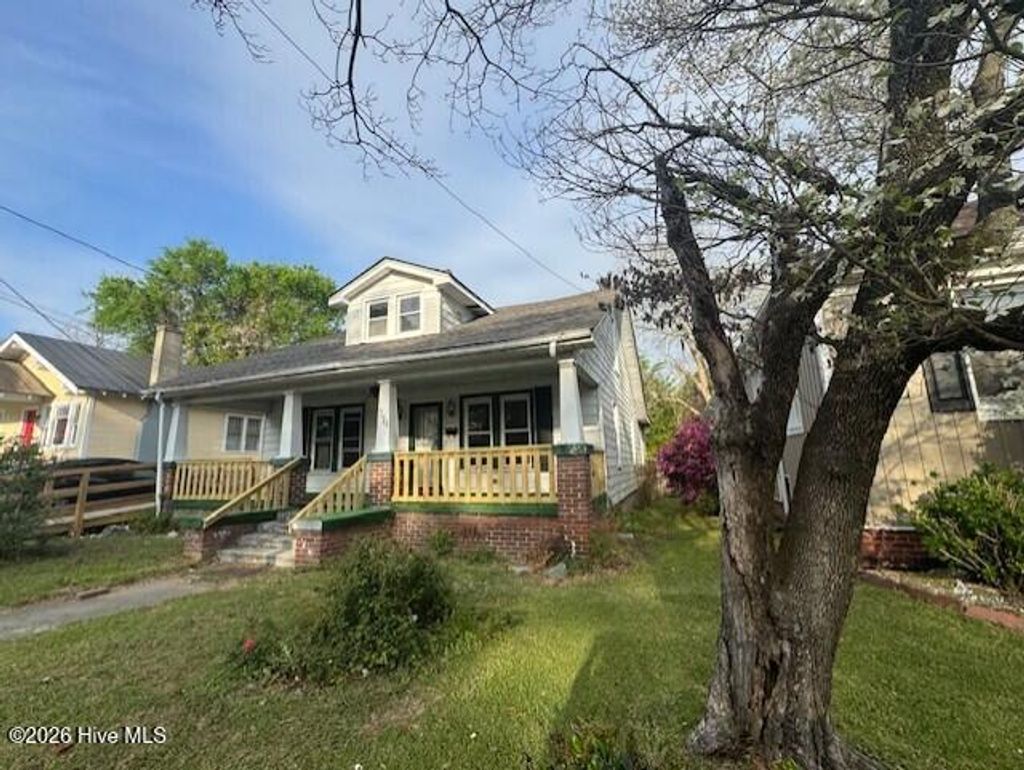 Photo of 704 S Franklin Street, Rocky Mount, NC 27803 (MLS # 100569766)