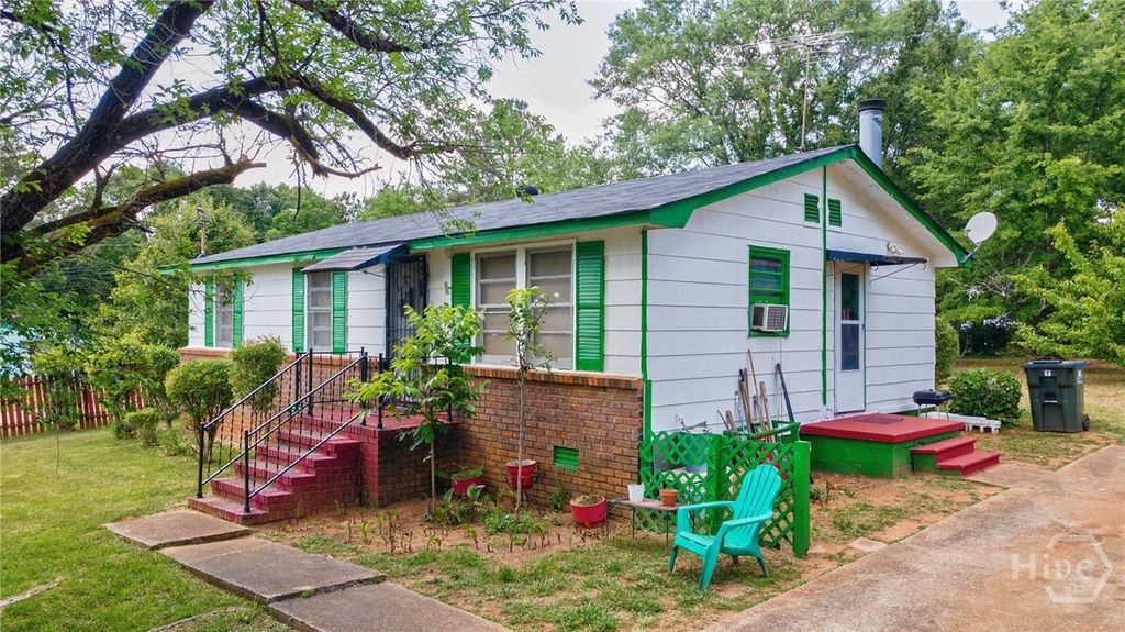 Photo of 943 Clairmont Avenue, Comer, GA 30629 (MLS # CL356453)
