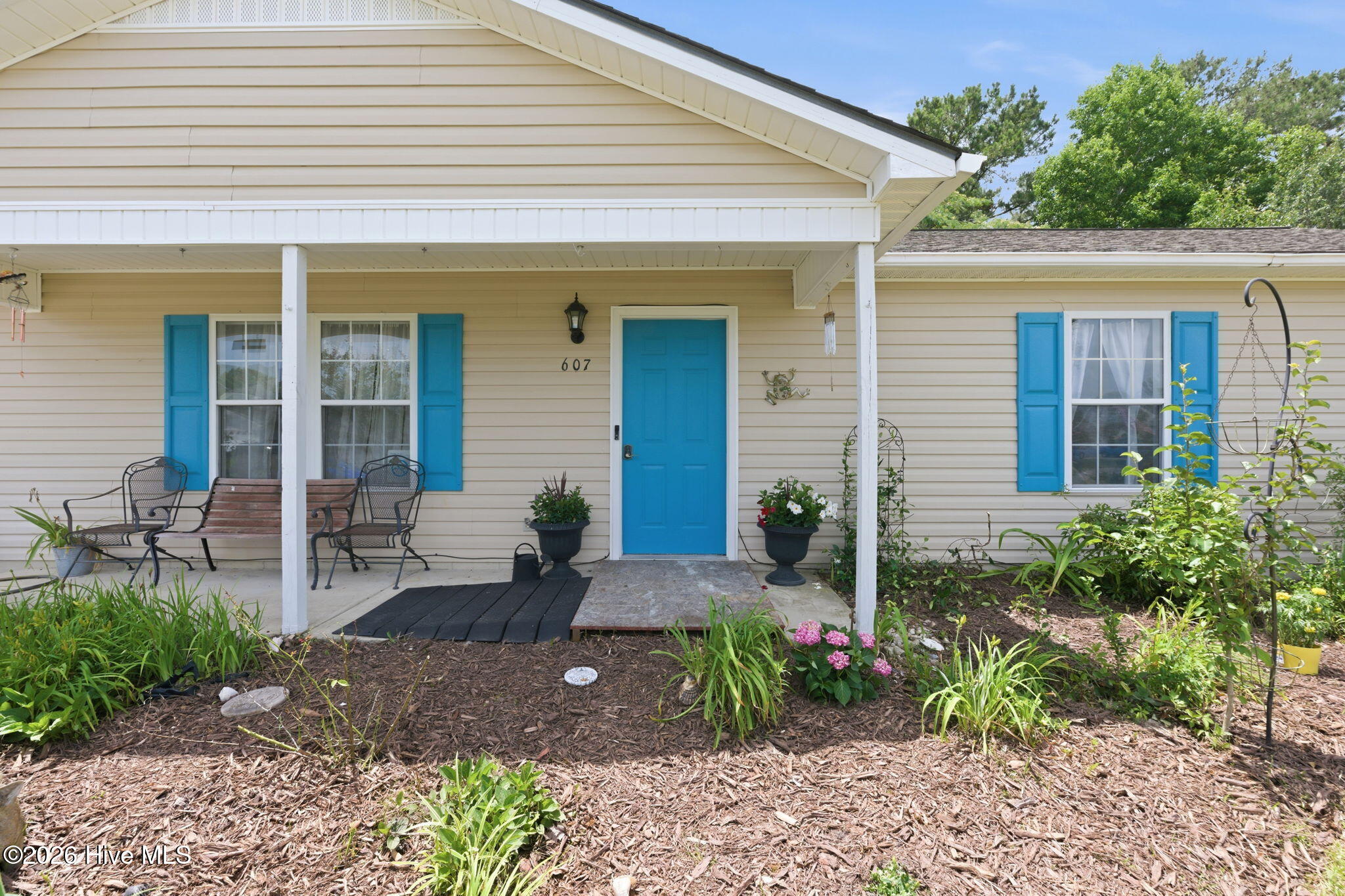 607 Darkwood Drive