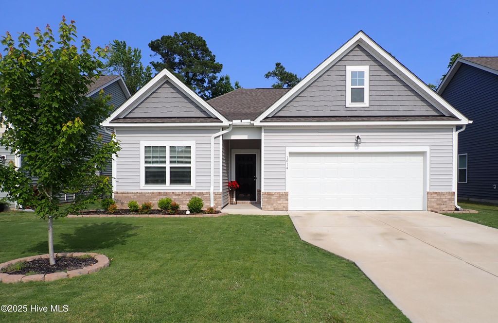 Photo of 1014 Bogue Lane, New Bern, NC 28562 (MLS # 100511176)