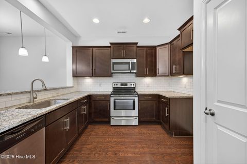 Tiny photo for 628 Cambeck Drive SE #Unit 1, Leland, NC 28451 (MLS # 100545229)