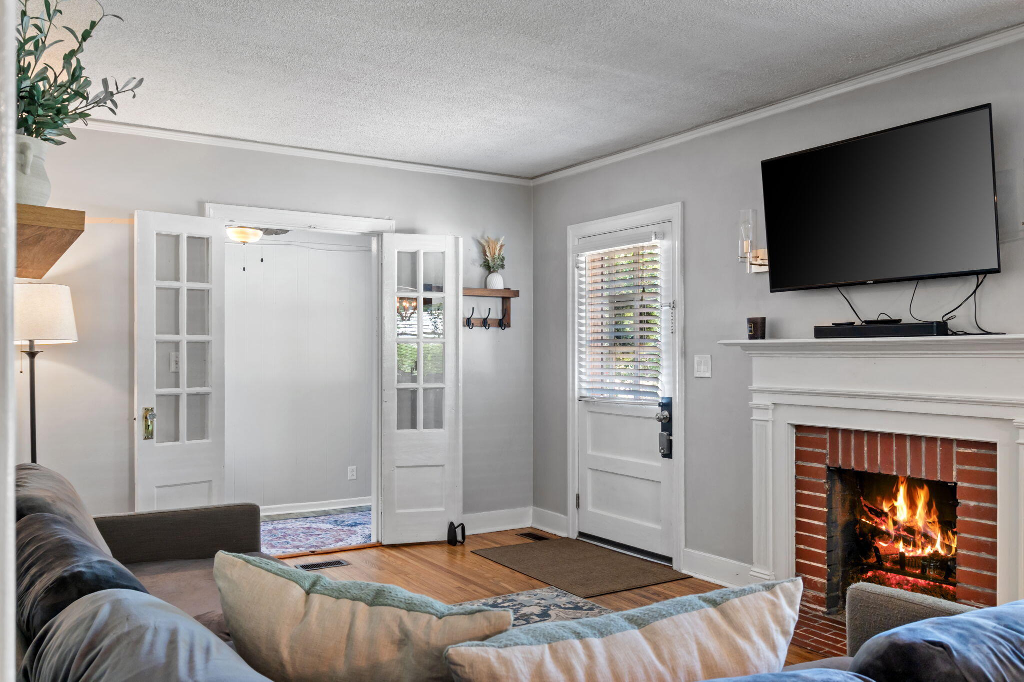 1732 Oak Drive