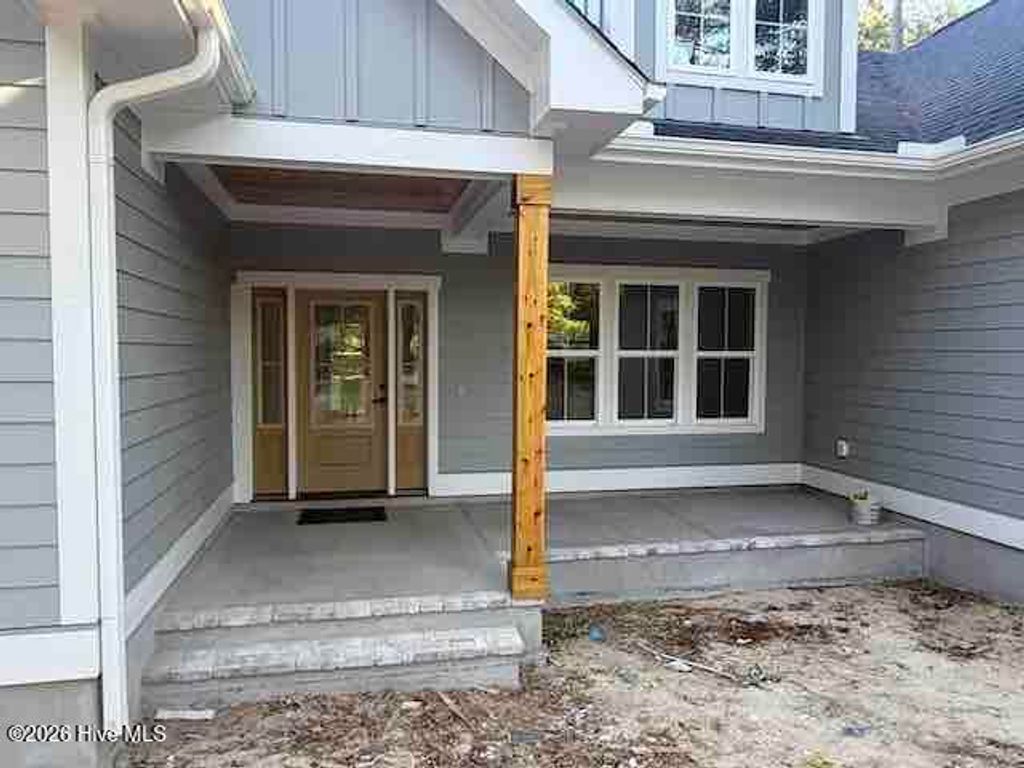 Photo of 803 Blue Gill Court SE, Bolivia, NC 28422 (MLS # 100571298)