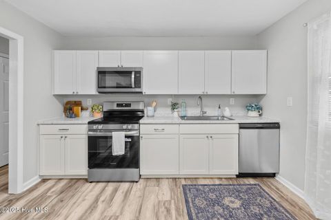 Tiny photo for 501 Holly Court, Jacksonville, NC 28540 (MLS # 100544990)