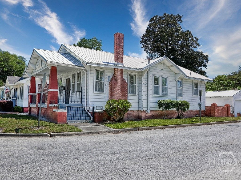 Photo of 1301 E 38th Street, Savannah, GA 31404 (MLS # SA353792)