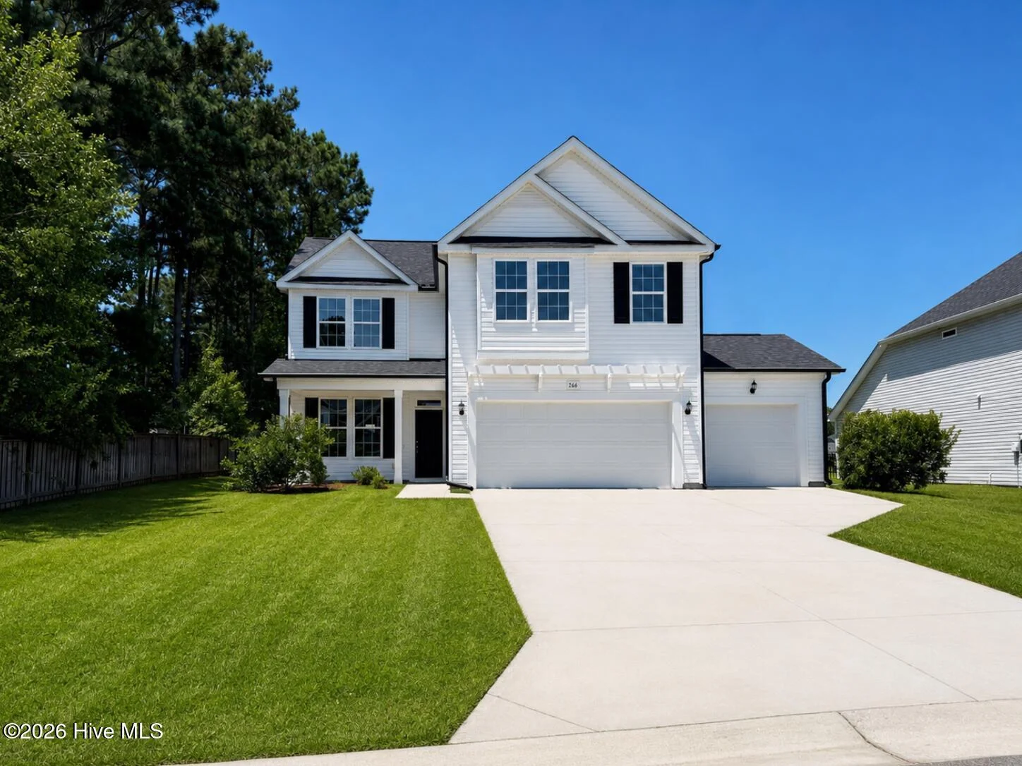 266 E Red Head Circle