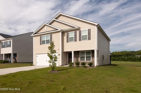 Homes For Sale - 4624 Slatestone Drive<br/> Greenville, NC 27858