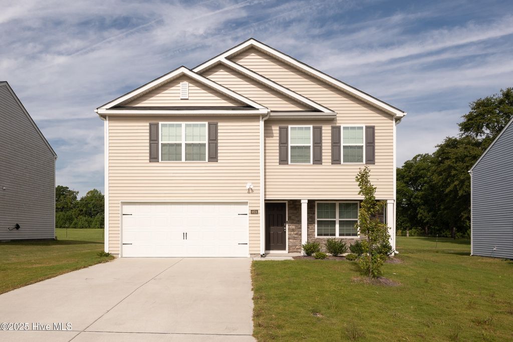 Photo of 4624 Slatestone Drive, Greenville, NC 27858 (MLS # 100528302)