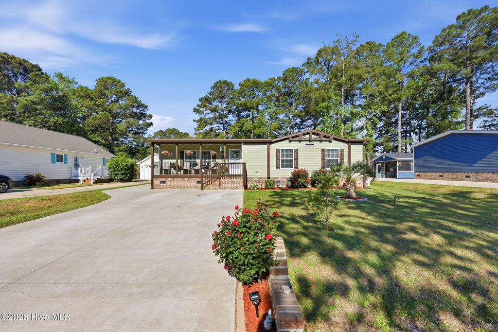 Photo of 908 Palmer Drive, Calabash, NC 28467 (MLS # 100567202)
