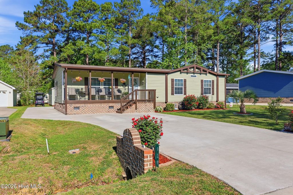 Photo of 908 Palmer Drive, Calabash, NC 28467 (MLS # 100567202)