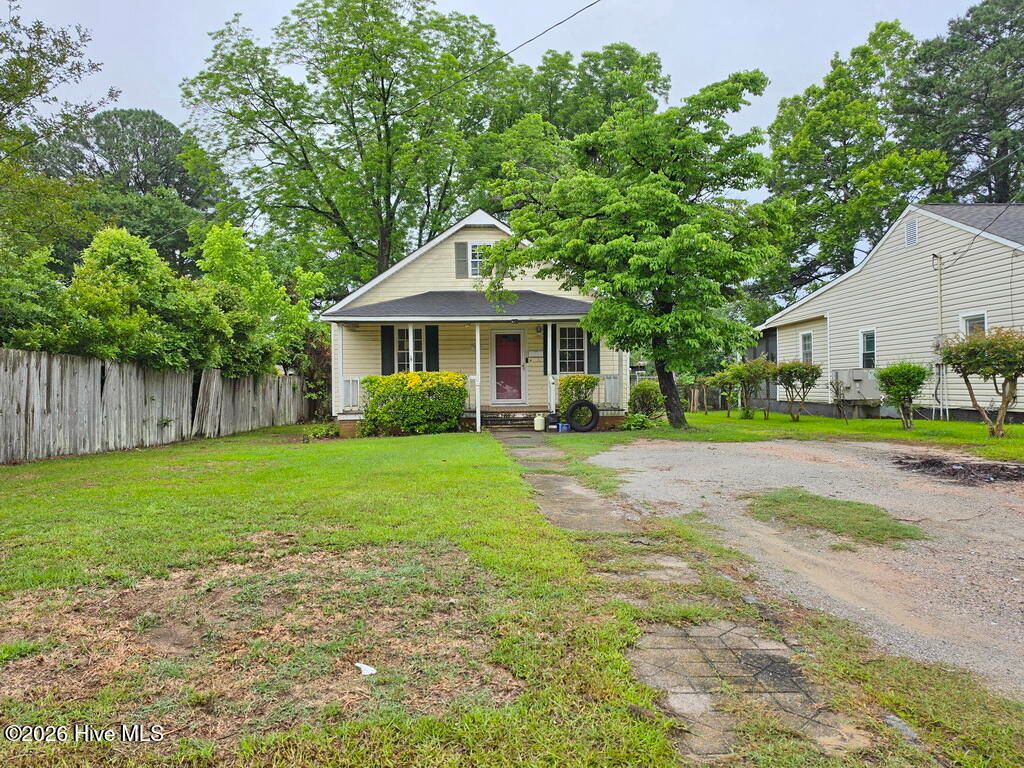 Photo of 1011 E 6th Street, Washington, NC 27889 (MLS # 100579541)