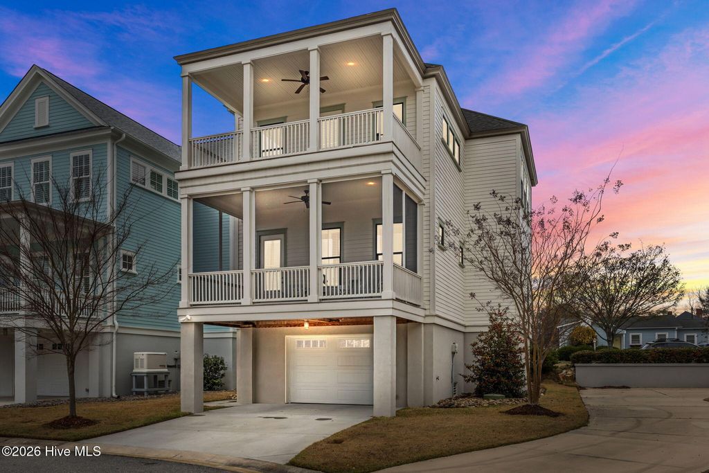 Photo of 317 Water Street, Washington, NC 27889 (MLS # 100559625)