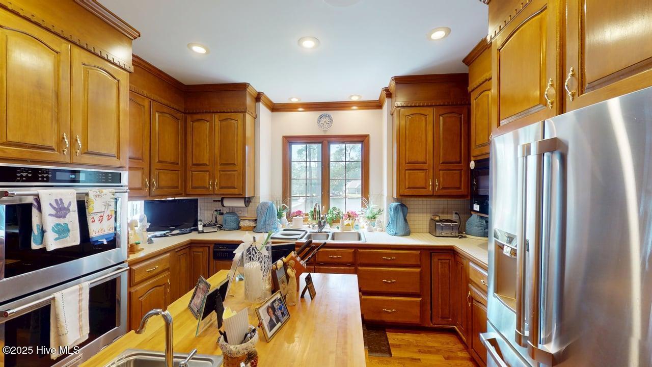 Goldsboro, North Carolina 27534, United States, 5 Bedrooms Bedrooms, ,6 BathroomsBathrooms,Residential,Active,255860