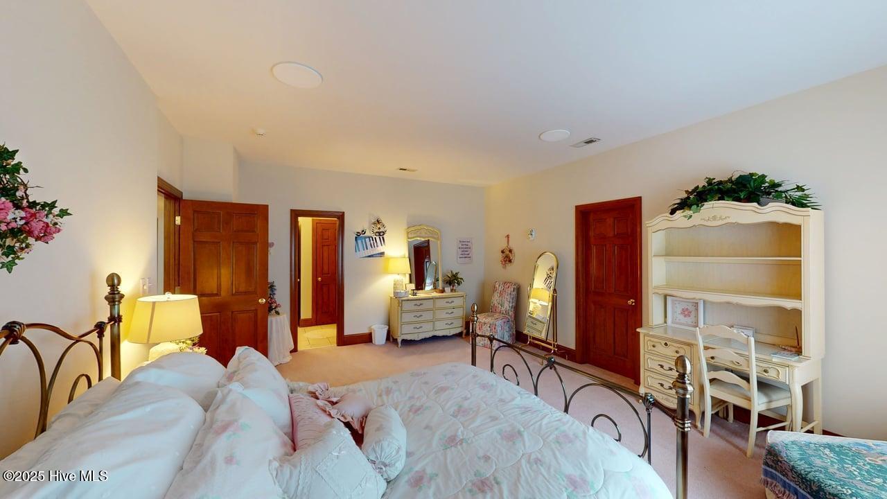 Goldsboro, North Carolina 27534, United States, 5 Bedrooms Bedrooms, ,6 BathroomsBathrooms,Residential,Active,255860