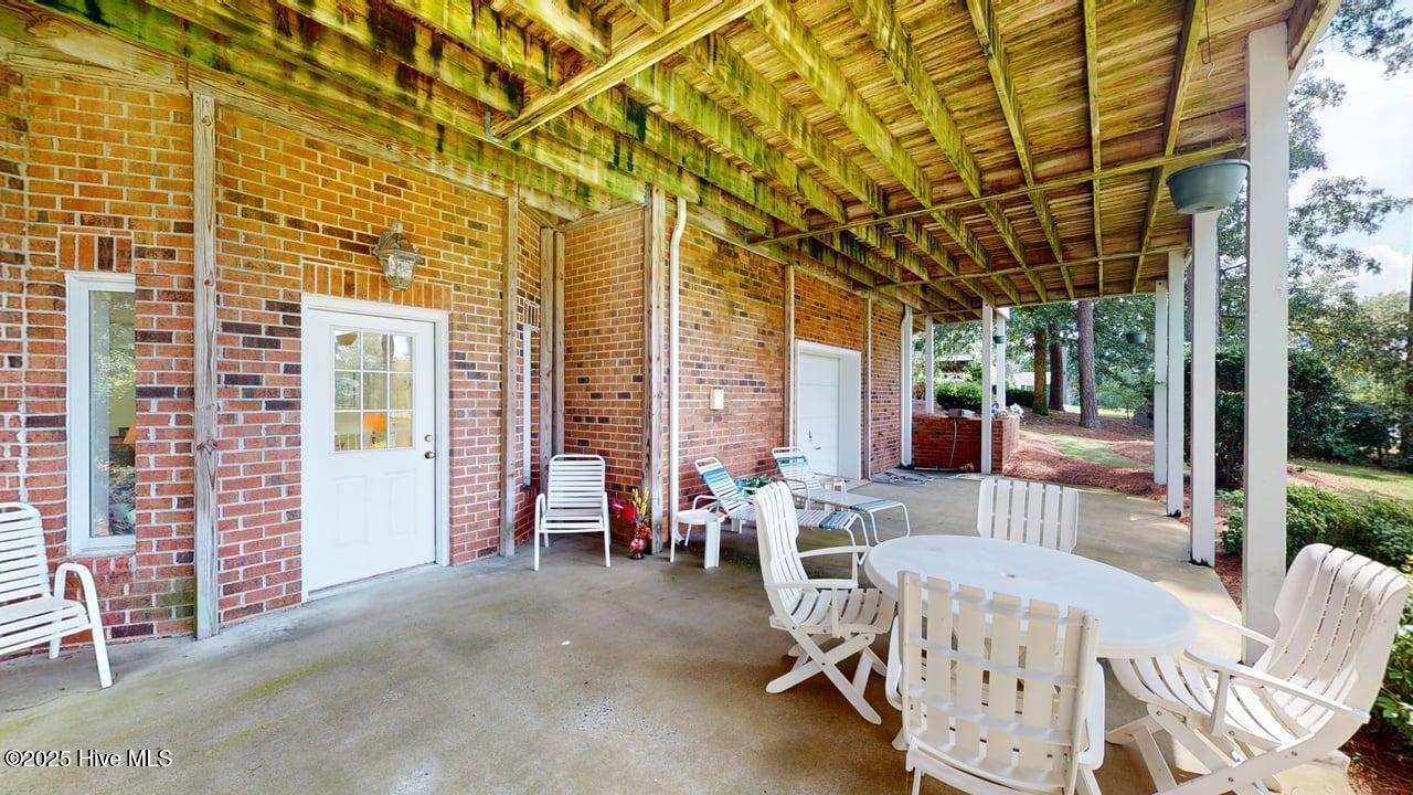 Goldsboro, North Carolina 27534, United States, 5 Bedrooms Bedrooms, ,6 BathroomsBathrooms,Residential,Active,255860