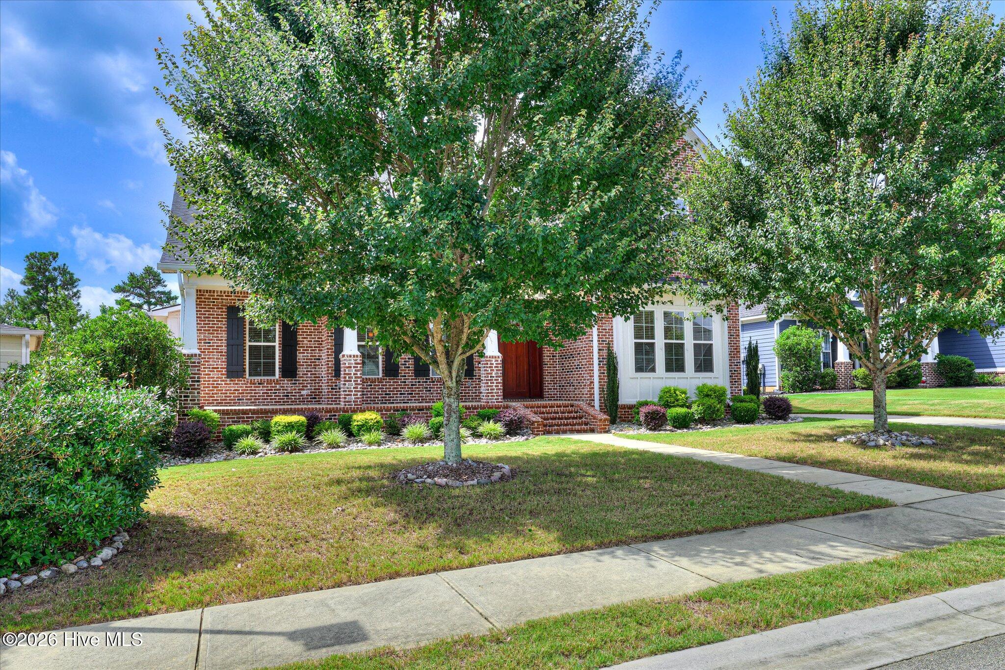 805 Upington Lane