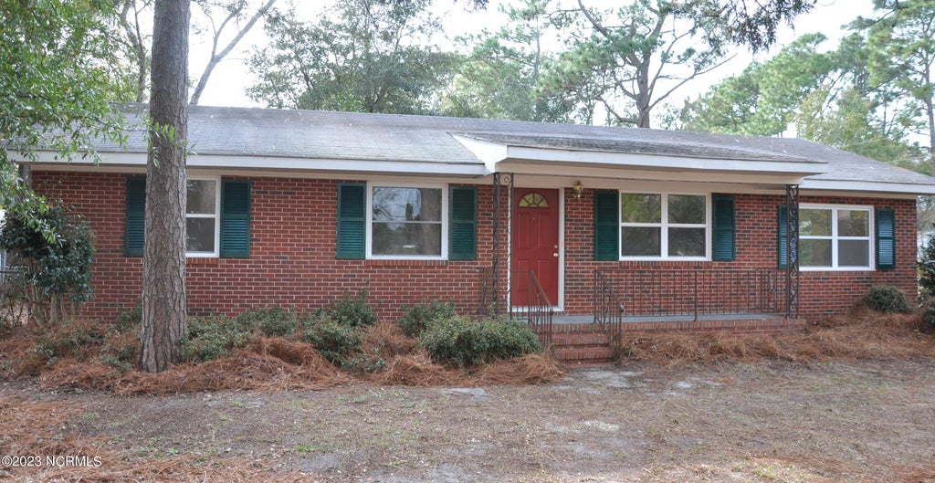 Photo of 202 Wrenwood Circle, Wilmington, NC 28405 (MLS # 100601001)
