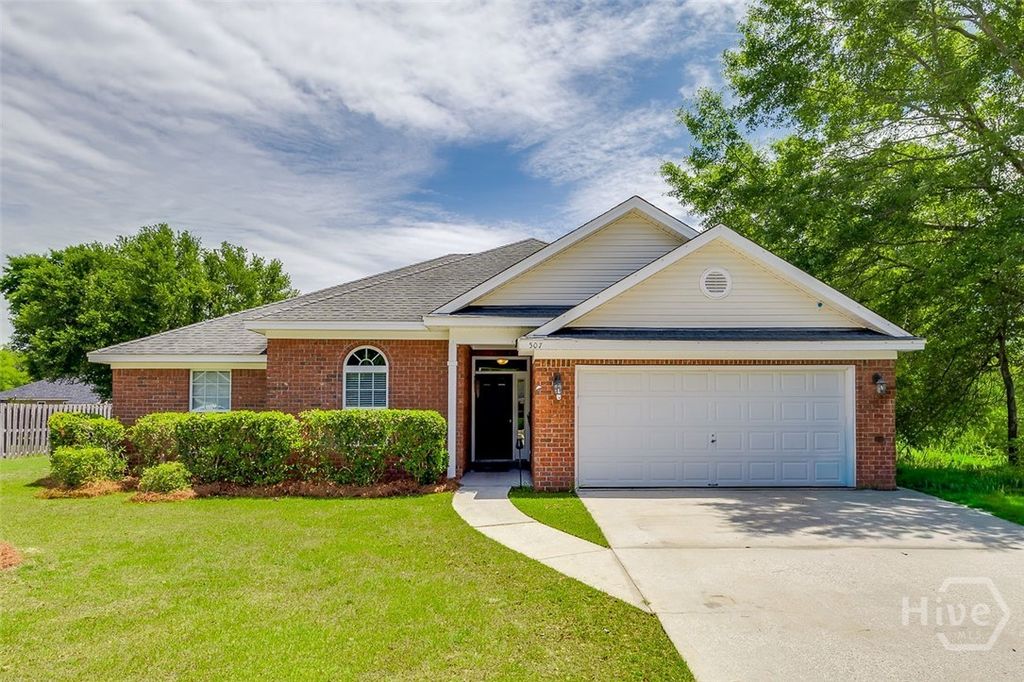 Photo of 507 Cobblestone Circle, Bloomingdale, GA 31302 (MLS # SA342060)