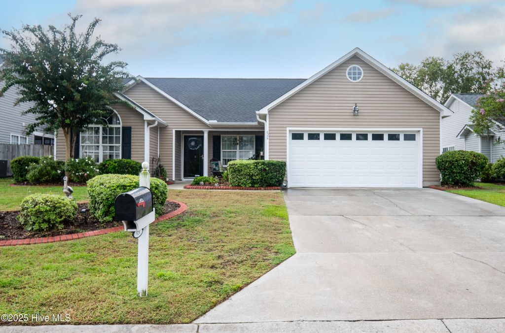 Photo of 626 Hillside Drive, Wilmington, NC 28412 (MLS # 100531155)